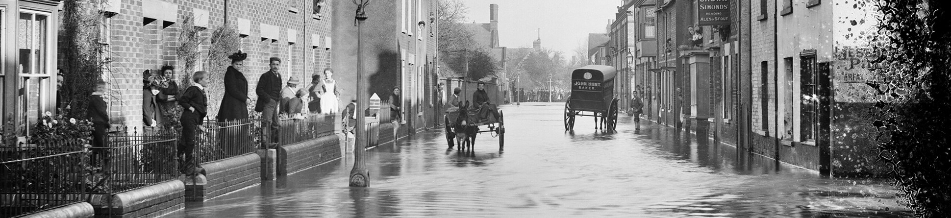 Henry Taunt's 1890 photo of flooding in Oxford