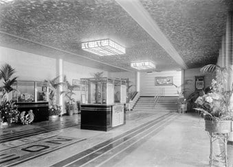 Foyer of Kingstanding Odeon in 1935