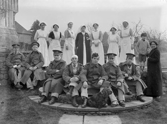 Convalescent Soldiers and Nurses, 1916.