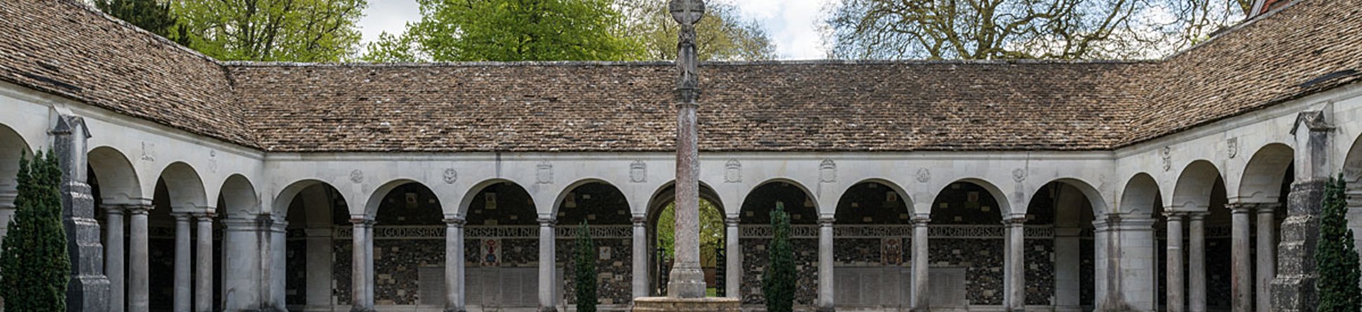 War memorial surrounded by cloistered building at Winchester College